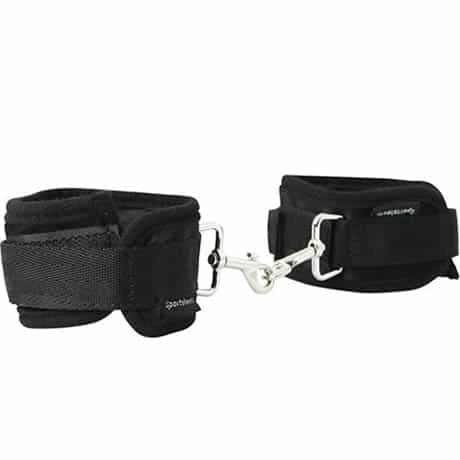 SPORTSHEETS Expandable Spreader Bar and Cuffs Set